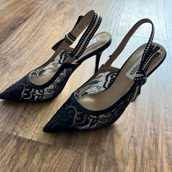 LIKE NEW Steve Madden Bri Black Lace Pumps (wore once!) - Picture 5 of 5